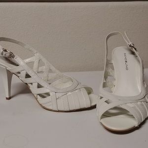 WHITE BANDOLINO SANDALS IN women